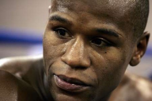Mayweather Taunts Pacquiao — Wants May 5 Fight
