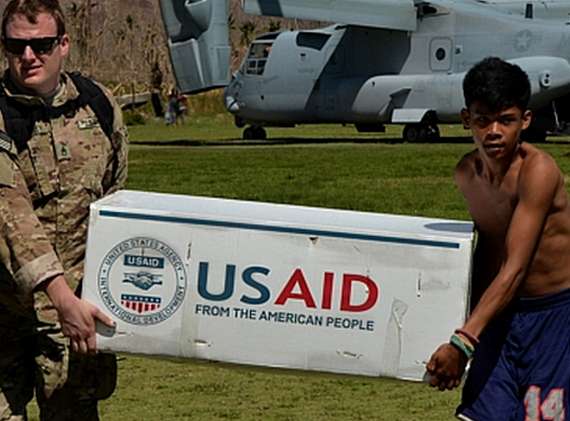 Reuters Slideshow: US Delivering Aid to Balangiga, Eastern Samar (Updates)