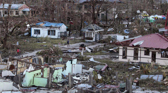 Philippine Government Ups Haiyan Death Toll to 5,200